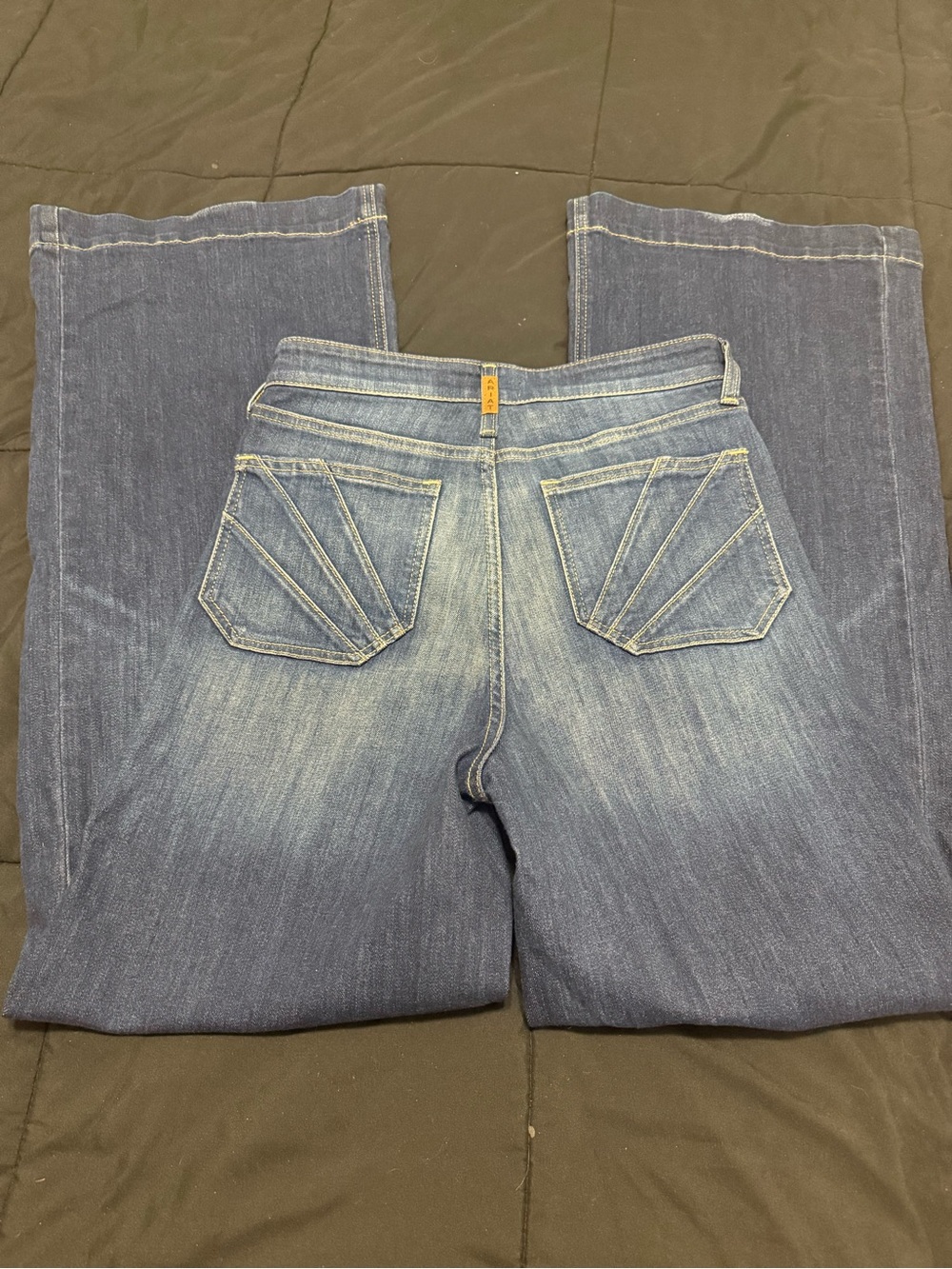 Ariat Women's High Rise Denim Jeans - Medium Blue Wash